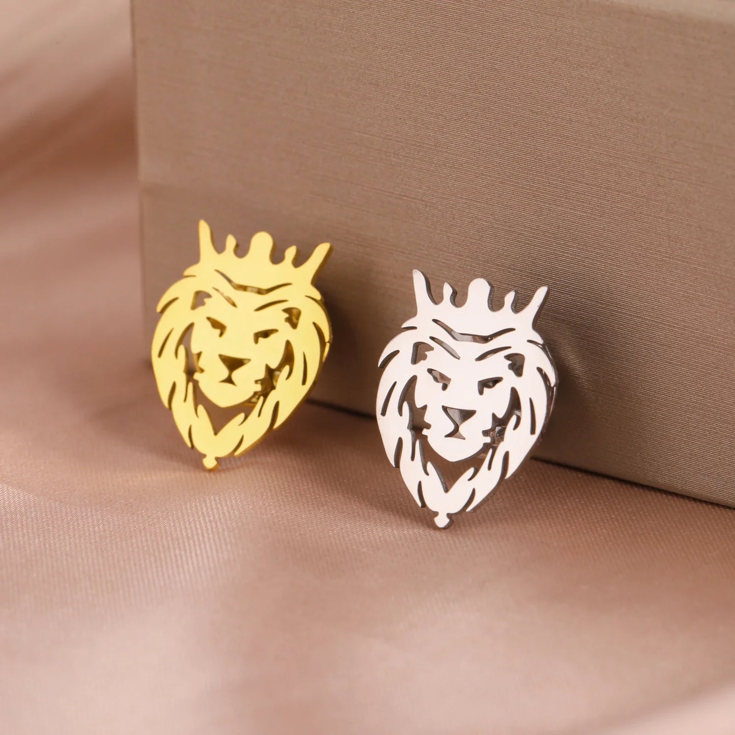 Lion Pin Brooch for Men FM
